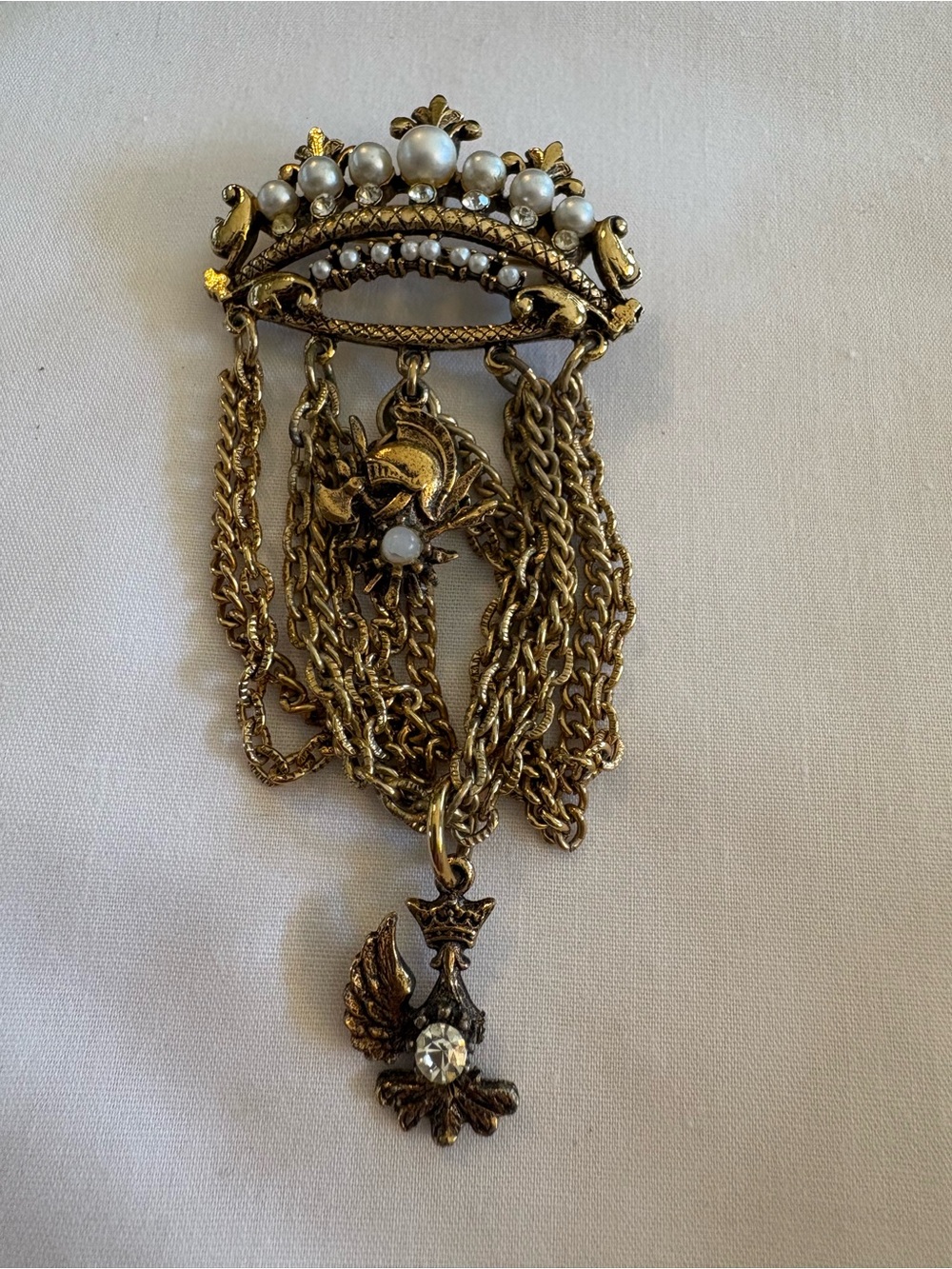 Gold-Tone Vintage Pearl Tassel Brooch Necklace